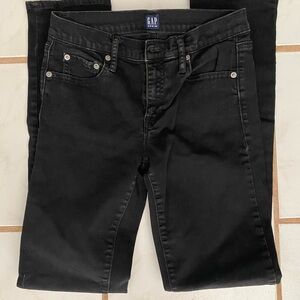 Classic Straight Black Gap Jeans. Size 2 long.